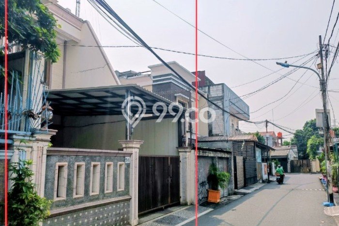 Jual Rumah Luas Megah Dengan View Eksklusif di Utan Kayu, Jakarta Timur Jual Rumah Luas Megah Dengan View Eksklusif di Utan Kayu, Jakarta Timur
