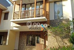 Rumah Kontrakan Badung LT 135m2 LB 153m2 Area Jimbaran Rumah Kontrakan Badung LT 135m2 LB 153m2 Area Jimbaran