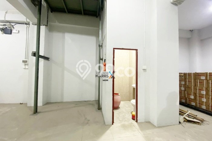 Ruko Dijual di Prime Area Surabaya Luas 1000m2 Ruko Dijual di Prime Area Surabaya Luas 1000m2
