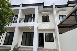 For Sale Rumah 4 Kamar Lokasi Strategis Nyaman dan Strategis di Wiyung For Sale Rumah 4 Kamar Lokasi Strategis Nyaman dan Strategis di Wiyung