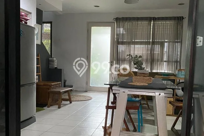 Dijual Cepat Rumah Favorit Siap Huni LB 100m2 di Serpong, Tangerang Selatan Dijual Cepat Rumah Favorit Siap Huni LB 100m2 di Serpong, Tangerang Selatan