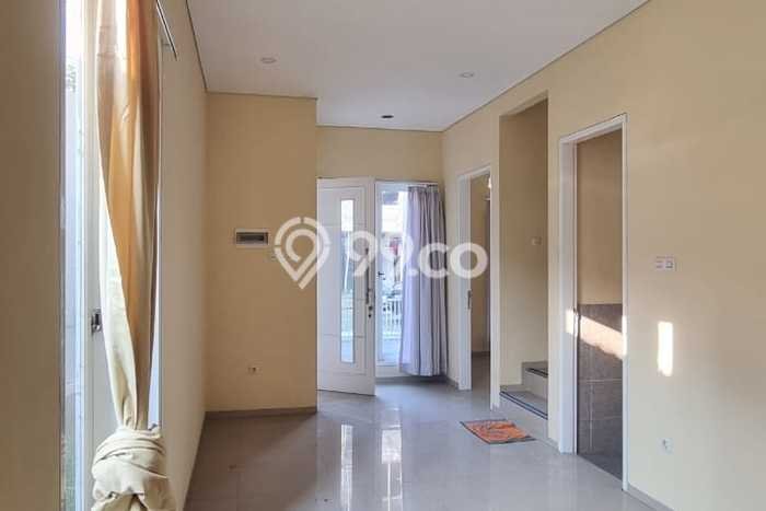 Rumah Modern 3 KT di Graha Raya Bintaro Tangerang Selatan Unfurnished Rumah Modern 3 KT di Graha Raya Bintaro Tangerang Selatan Unfurnished