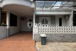Dijual Rumah Eksklusif 3 KT di Bintaro, Tangerang Selatan Dijual Rumah Eksklusif 3 KT di Bintaro, Tangerang Selatan