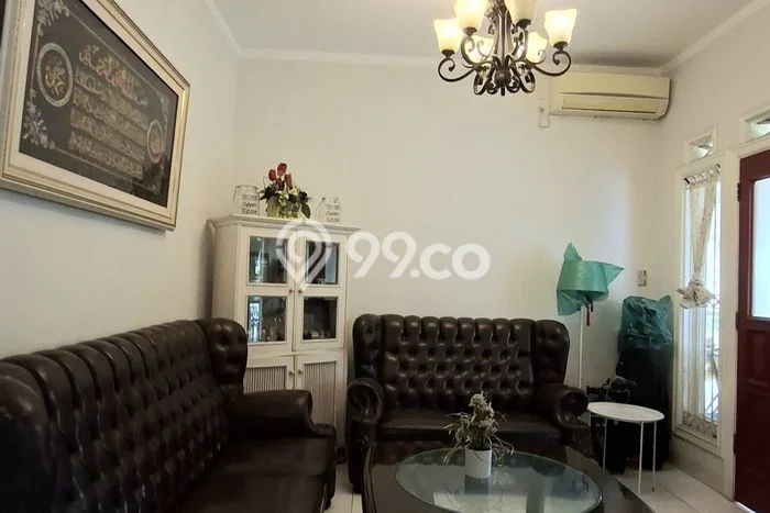 Ready to Use! Luxury House LT 168m2 Desain Elegan di Bintaro Ready to Use! Luxury House LT 168m2 Desain Elegan di Bintaro