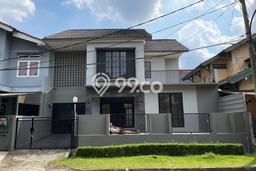Dijual Rumah Luas Elegan Dengan View Eksklusif di Bintaro, Tangerang Selatan Dijual Rumah Luas Elegan Dengan View Eksklusif di Bintaro, Tangerang Selatan