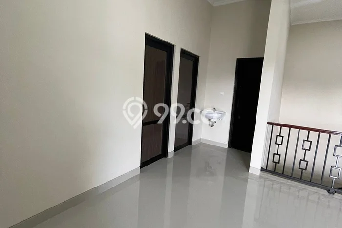 Kost Dijual di Sidoarum dengan 6 KT dan Luas 100m2 Kost Dijual di Sidoarum dengan 6 KT dan Luas 100m2