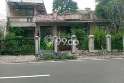 Dijual Rumah Premium dengan Fasilitas Sekitar Komplit di Tebet, Jakarta Selatan Dijual Rumah Premium dengan Fasilitas Sekitar Komplit di Tebet, Jakarta Selatan