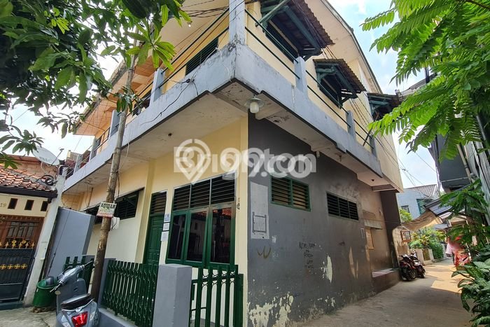 Komersial Bagus Dijual LB 220m2 Lokasi Strategis Bekasi Area Cocok untuk Bisnis Komersial Bagus Dijual LB 220m2 Lokasi Strategis Bekasi Area Cocok untuk Bisnis