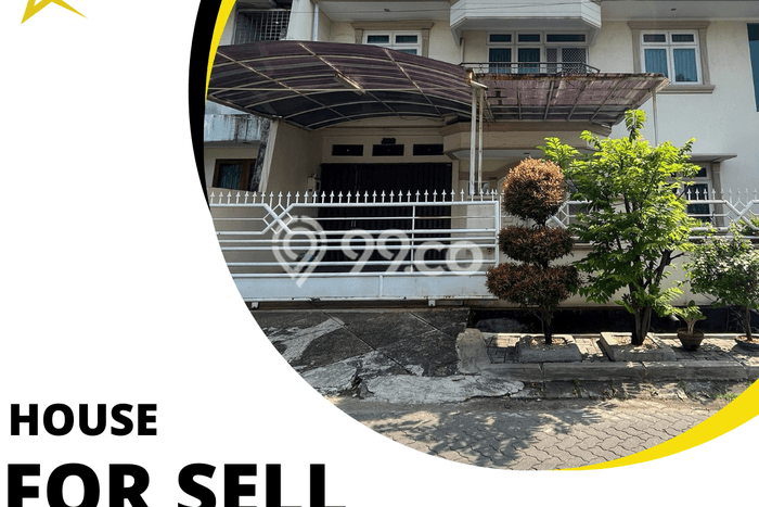 Siap Huni Rumah Mewah 4 Kamar di Kebon Jeruk Dekat ke Mana Pun Siap Huni Rumah Mewah 4 Kamar di Kebon Jeruk Dekat ke Mana Pun