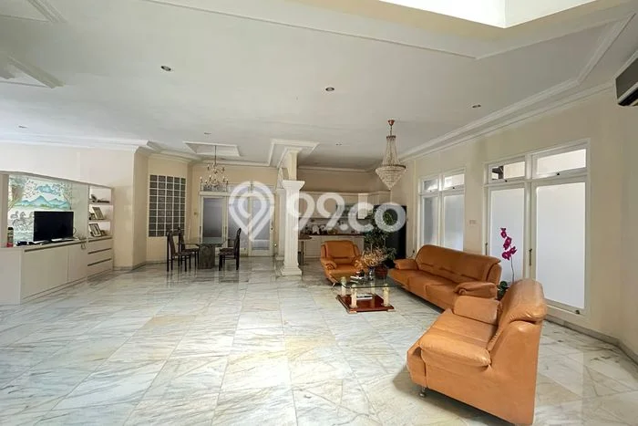 Best Deal Hunian Mewah Ideal dan Luas di Kebon Jeruk, Jakarta Barat Best Deal Hunian Mewah Ideal dan Luas di Kebon Jeruk, Jakarta Barat