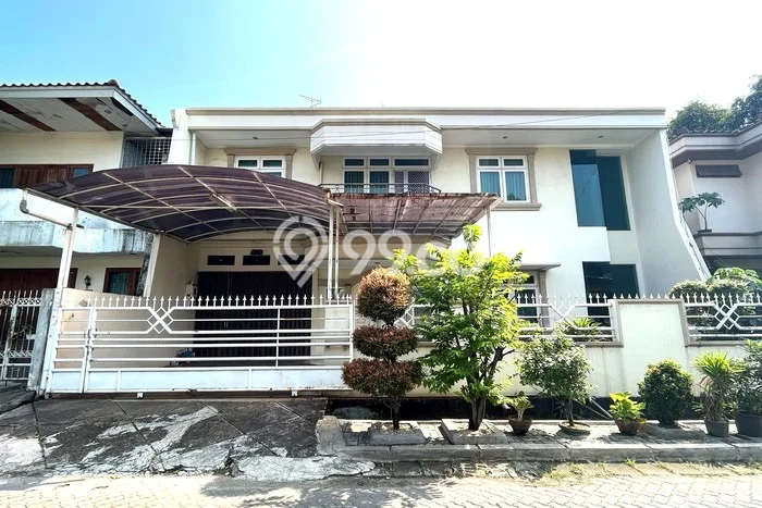 Siap Huni Hunian Elit 4 Kamar di Kebon Jeruk Dekat ke Mana Saja Siap Huni Hunian Elit 4 Kamar di Kebon Jeruk Dekat ke Mana Saja