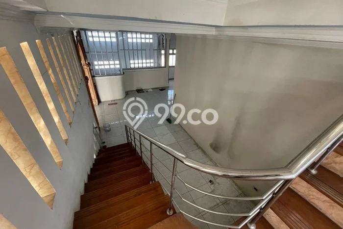 Kantor Dijual di Bandung LT 650m2 & LB 2200m2 Lokasi Terbaik! Kantor Dijual di Bandung LT 650m2 & LB 2200m2 Lokasi Terbaik!