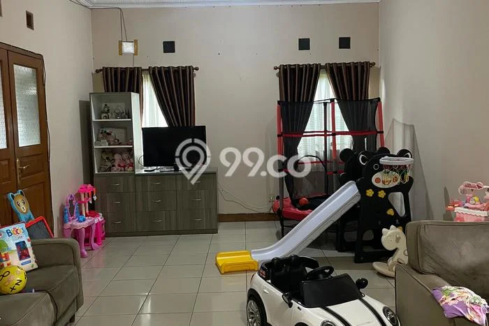 For Sale! Luxury House LT 412m2 Desain Elegan di Buah Batu For Sale! Luxury House LT 412m2 Desain Elegan di Buah Batu