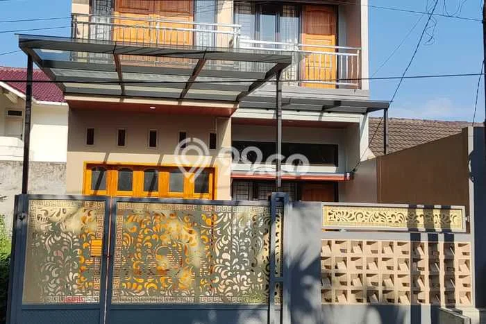 Dijual Cepat Rumah Bagus Siap Huni LB 160m2 di Ciputat, Tangerang Selatan Dijual Cepat Rumah Bagus Siap Huni LB 160m2 di Ciputat, Tangerang Selatan