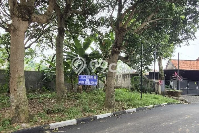 Tanah Dijual Lokasi Pamulang, Tangerang Selatan dengan Luas Tanah 402m2 dan Status SHM Tanah Dijual Lokasi Pamulang, Tangerang Selatan dengan Luas Tanah 402m2 dan Status SHM