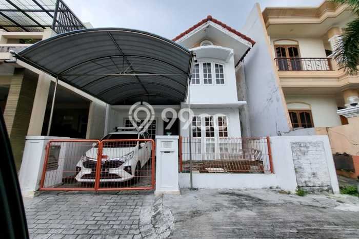 Rumah Minimalis 4 Kamar LT 144m2 di Pakuwon Indah Rumah Minimalis 4 Kamar LT 144m2 di Pakuwon Indah