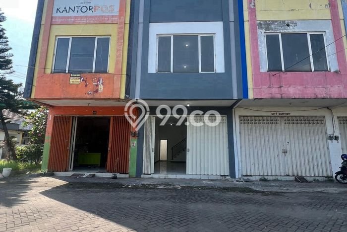 Ruko Dijual Lokasi Stratagis di Waru Sidoarjo Cocok untuk Investasi Ruko Dijual Lokasi Stratagis di Waru Sidoarjo Cocok untuk Investasi