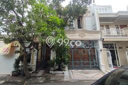 Rumah Luas Asri 4 KT Siap Pakai di Manukan Surabaya Rumah Luas Asri 4 KT Siap Pakai di Manukan Surabaya