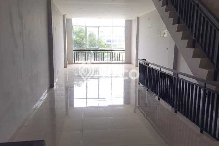 Unit Ruko Paling Strategis di Golf Island Jakarta Utara dengan LB 270m2 Unit Ruko Paling Strategis di Golf Island Jakarta Utara dengan LB 270m2