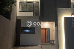 Rumah Mewah LB 140m2 Siap Pakai Desain Elegan di Buah Batu, Bandung Rumah Mewah LB 140m2 Siap Pakai Desain Elegan di Buah Batu, Bandung