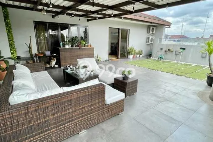 Hunian Mewah LB 500m2 Siap Pakai Desain Elegan di Garuda, Bandung Hunian Mewah LB 500m2 Siap Pakai Desain Elegan di Garuda, Bandung