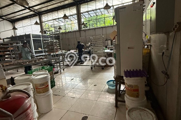 Pabrik Dijual di Prime Area Bandung Luas 700m2 Pabrik Dijual di Prime Area Bandung Luas 700m2