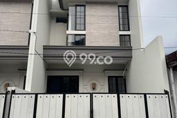 Dijual Rumah Minimalis Bagus Punya 5 KT di Wiyung Surabaya SHM Dijual Rumah Minimalis Bagus Punya 5 KT di Wiyung Surabaya SHM