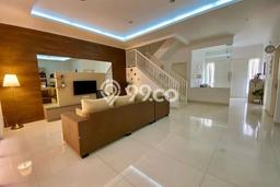 Rumah Elit LB 147m2 Siap Pakai Desain Elegan di Gading Serpong, Tangerang Rumah Elit LB 147m2 Siap Pakai Desain Elegan di Gading Serpong, Tangerang