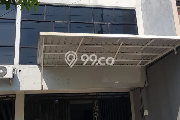Ruko Disewa di Gayungan, Surabaya, LT 76m2 / LB 267m2 Ruko Disewa di Gayungan, Surabaya, LT 76m2 / LB 267m2