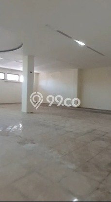 Unit Komersial Disewakan di Surabaya Kota di Area Ramai & Strategis Unit Komersial Disewakan di Surabaya Kota di Area Ramai & Strategis