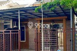 HUNIAN BERKELAS! Rumah Exclusive Pacet, Mojokerto, LT 79m² LB 42m² HUNIAN BERKELAS! Rumah Exclusive Pacet, Mojokerto, LT 79m² LB 42m²
