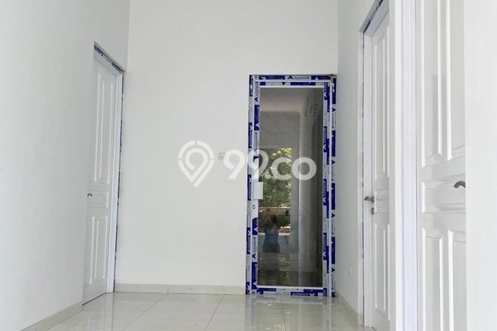 Siap Huni Rumah Mewah 4 Kamar di Pakal Dekat ke Mana Pun Siap Huni Rumah Mewah 4 Kamar di Pakal Dekat ke Mana Pun