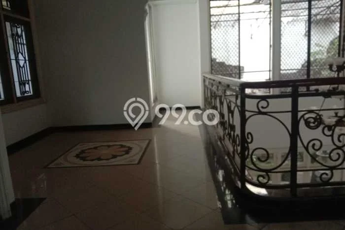 PROMO SPESIAL! Dijual Rumah Berkualitas area Mulyosari, Surabaya, Luas Tanah 264m2m² LB 264m2m² PROMO SPESIAL! Dijual Rumah Berkualitas area Mulyosari, Surabaya, Luas Tanah 264m2m² LB 264m2m²