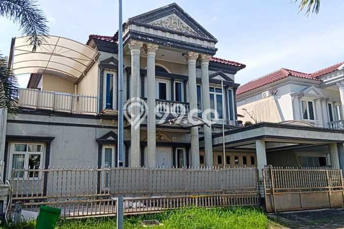 Ready to Use! Luxury House LT 300m2 Desain Elegan di Pakuwon Indah Ready to Use! Luxury House LT 300m2 Desain Elegan di Pakuwon Indah