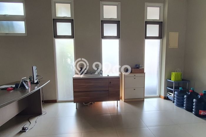 FOR SALE! Ruko di Kelapa Gading Jakarta Utara, LT 77m2, LB 370m2 FOR SALE! Ruko di Kelapa Gading Jakarta Utara, LT 77m2, LB 370m2