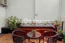 Ruko Bagus Dijual LB 832m2 Lokasi Strategis Surabaya Area Cocok untuk Berbisnis Ruko Bagus Dijual LB 832m2 Lokasi Strategis Surabaya Area Cocok untuk Berbisnis