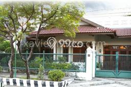 Dijual Hunian Mewah dengan Fasilitas Sekitar Lengkap di Wonocolo, Surabaya Dijual Hunian Mewah dengan Fasilitas Sekitar Lengkap di Wonocolo, Surabaya