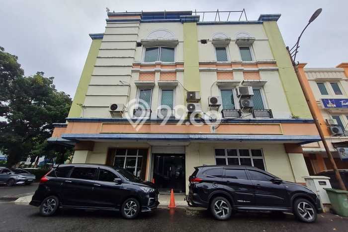 Ruko Bagus LT 75m2 LB 225m2 Dijual di BSD Tangerang Selatan Ruko Bagus LT 75m2 LB 225m2 Dijual di BSD Tangerang Selatan
