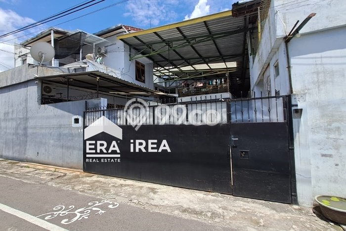 Rumah Kost Dijual Lokasi Laweyan, Solo, 34 Kamar Tidur, 35 Kamar Mandi, 493m2 Rumah Kost Dijual Lokasi Laweyan, Solo, 34 Kamar Tidur, 35 Kamar Mandi, 493m2