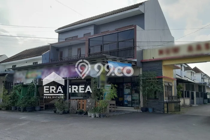 Ruko Dijual Lokasi Emas di Kartasura Luas 200m2 Ruko Dijual Lokasi Emas di Kartasura Luas 200m2