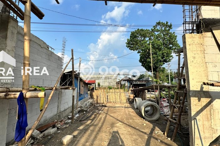 Gudang untuk disewa di Gondangrejo punya LT 441m2 & LB 350m2 harga sewa kompetitif Gudang untuk disewa di Gondangrejo punya LT 441m2 & LB 350m2 harga sewa kompetitif