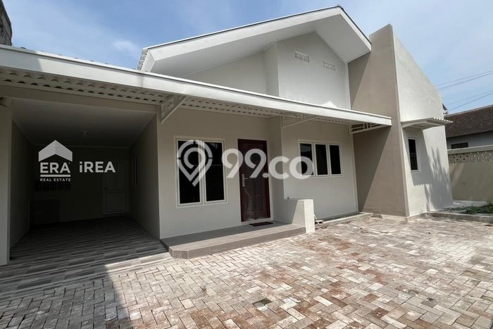 Rumah area Serengan, Surakarta, Luas 195m² Bangunan 130m² Rumah area Serengan, Surakarta, Luas 195m² Bangunan 130m²