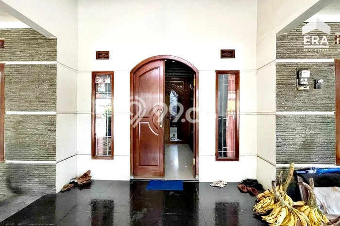 Ready to Use! Premium House LT 305m2 Desain Modern di Boyolali Kota Ready to Use! Premium House LT 305m2 Desain Modern di Boyolali Kota