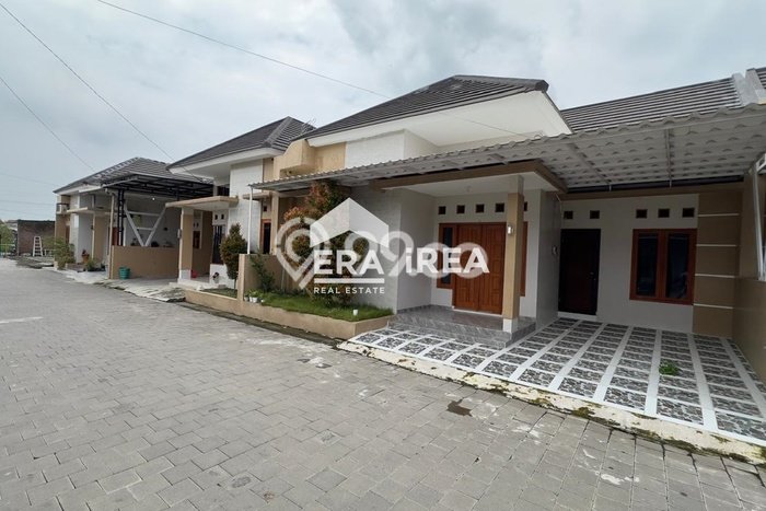 Jual Rumah Favorit Siap Huni LB 70m2 di Gatak, Sukoharjo Jual Rumah Favorit Siap Huni LB 70m2 di Gatak, Sukoharjo