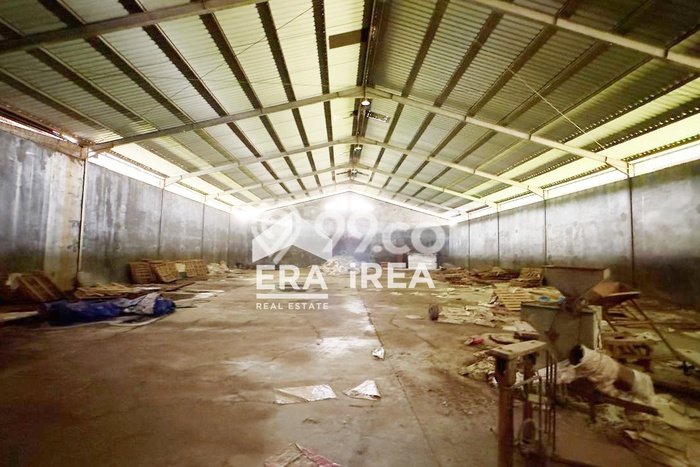 Unit Gudang Disewa Lokasi Gemolong, Sragen Spesifikasi Luas Bangunan 1500m2 Unit Gudang Disewa Lokasi Gemolong, Sragen Spesifikasi Luas Bangunan 1500m2