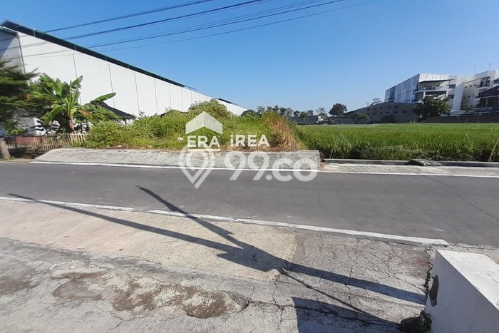 Dijual Tanah di Klodran, Luas 1728m², Dekat Klodran, Karanganyar, Karanganyar Dijual Tanah di Klodran, Luas 1728m², Dekat Klodran, Karanganyar, Karanganyar