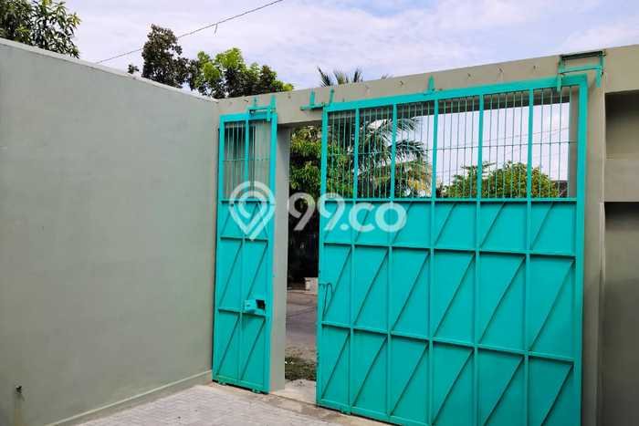 Gudang Strategis di , Luas 450m2m², Jalan Utama, Tingkat Keramaian Tinggi Gudang Strategis di , Luas 450m2m², Jalan Utama, Tingkat Keramaian Tinggi