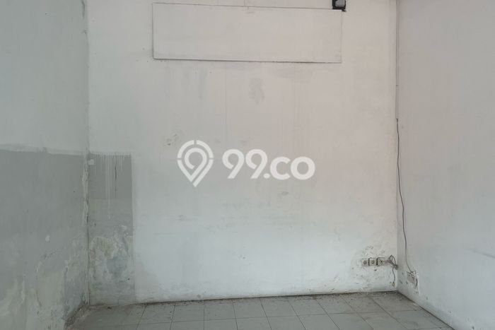 Ruko paling strategis disewakan di Slamet Riyadi Solo Ruko paling strategis disewakan di Slamet Riyadi Solo