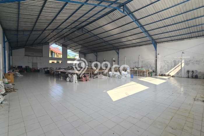 Gudang disewakan lokasi strategis Cemani Solo 445m2 Gudang disewakan lokasi strategis Cemani Solo 445m2