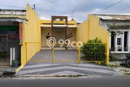 Unit Ruko Dijual di mojosongo Solo Luas Tanah 125m2, Luas Bangunan 100m2 Unit Ruko Dijual di mojosongo Solo Luas Tanah 125m2, Luas Bangunan 100m2